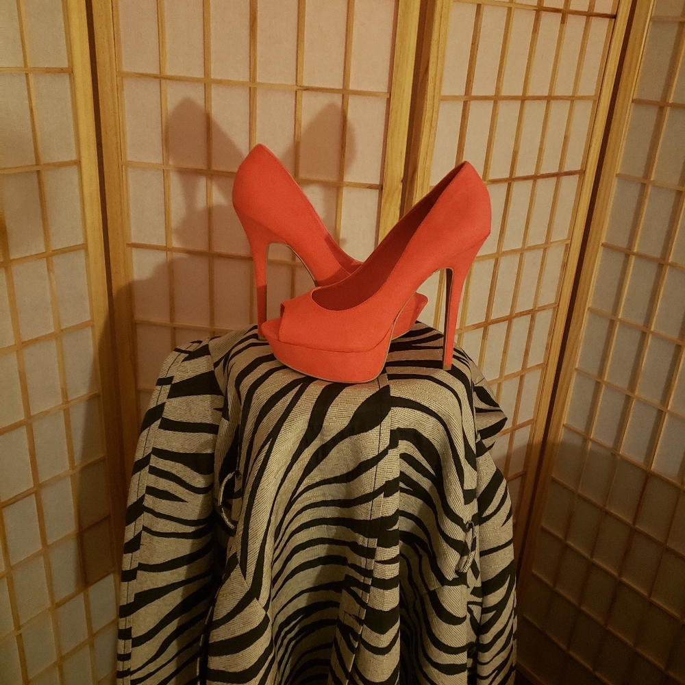 Stiletto/Platform Peep toe Faux Suede Orange Pumps